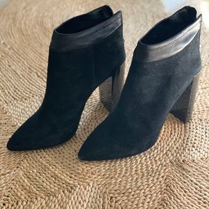 Saks Fifth Avenue Boots, size 8
